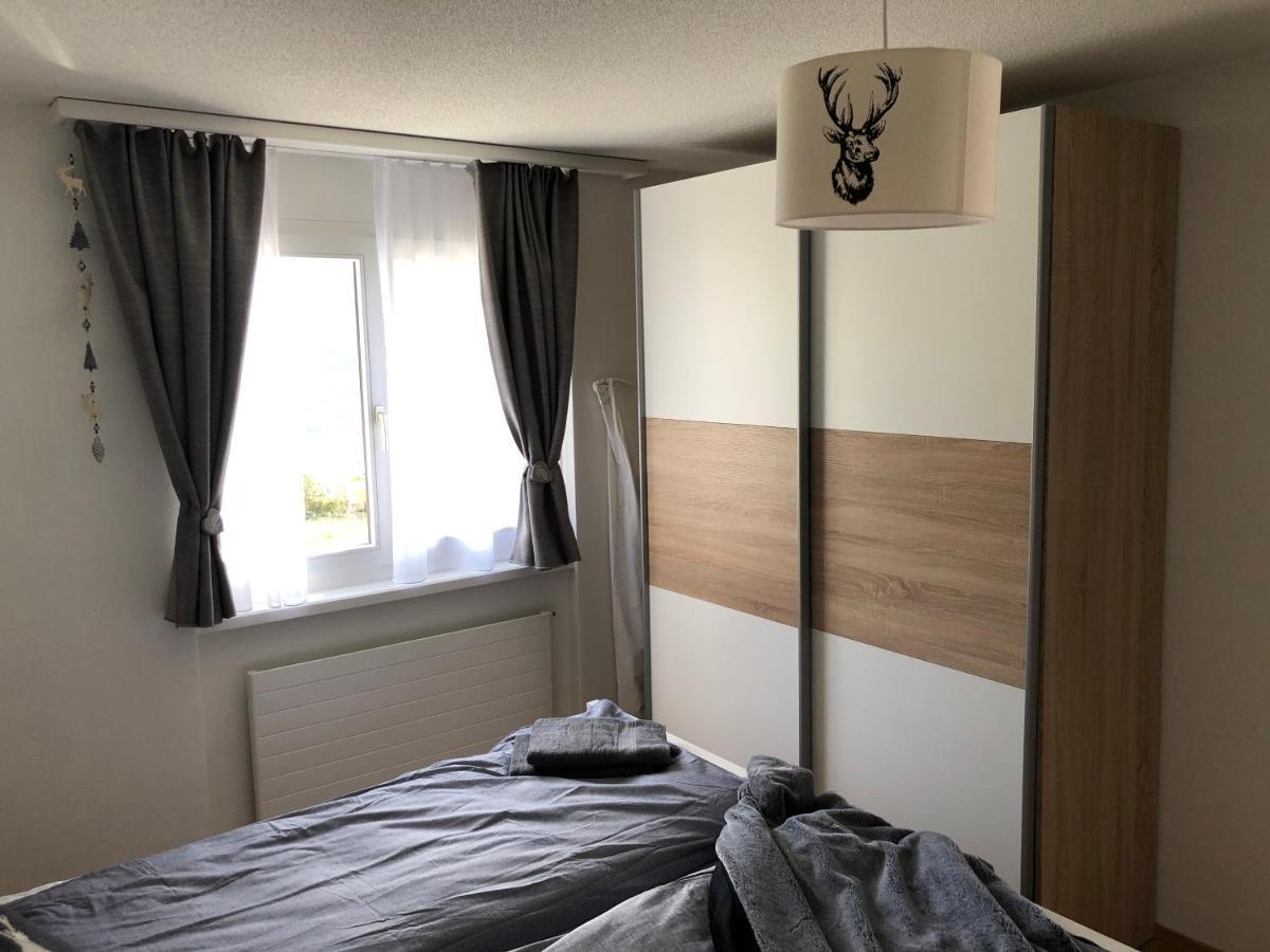 Renovated 3 Rooms Apartment In Ruschein Near Laax Luaran gambar